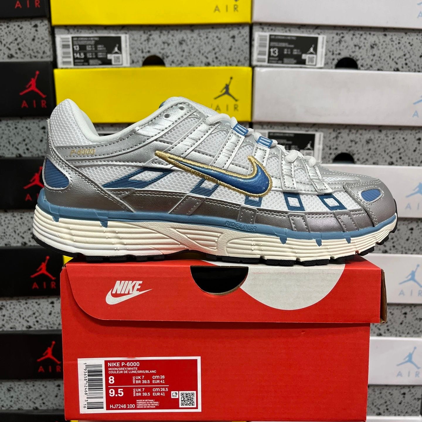 Nike - P-6000