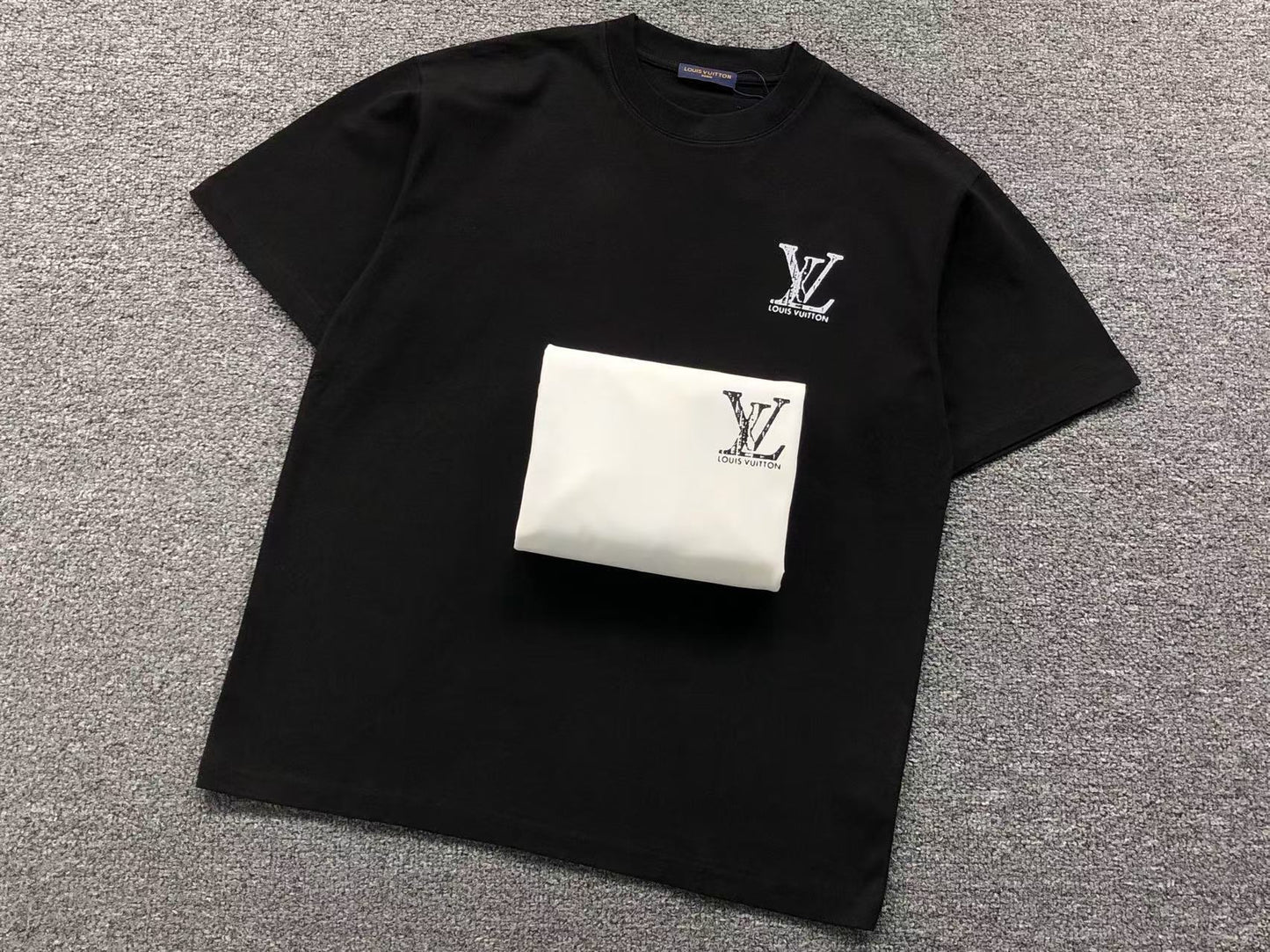T-shirt - Louis Vuitton