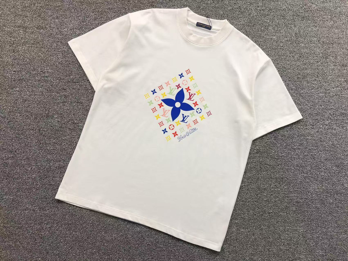 T-shirt - Louis Vuitton