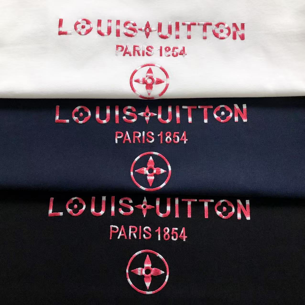 T-shirt - Louis Vuitton