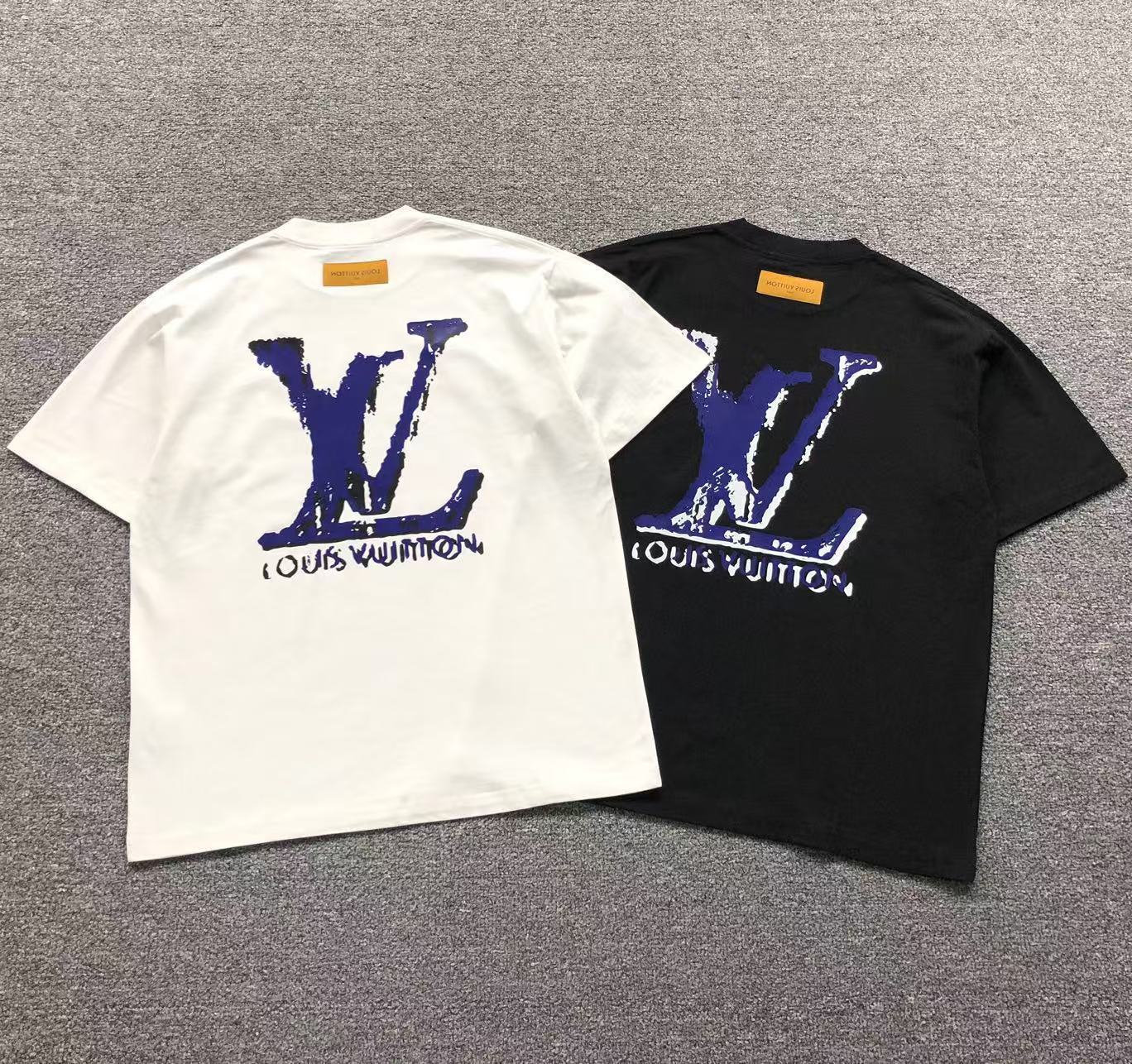 T-shirt - Louis Vuitton