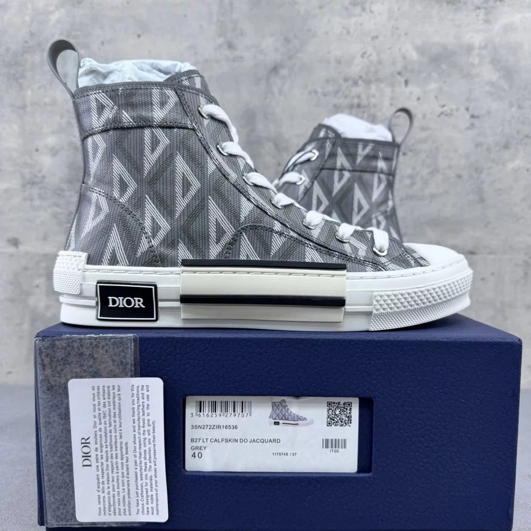 Dior - B23