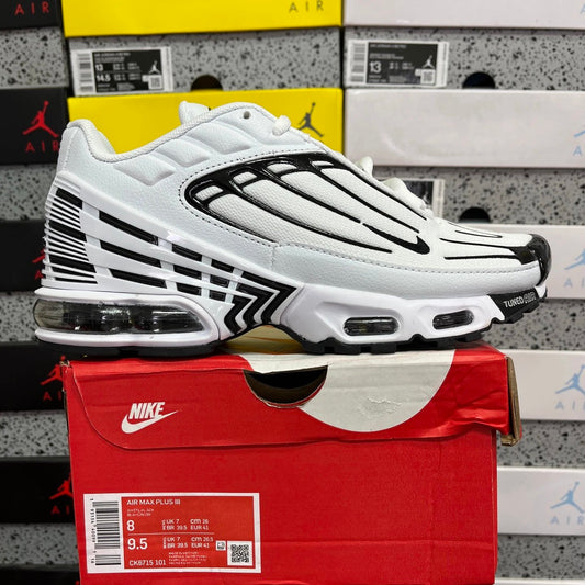 Nike - Air MAX PLUS III
