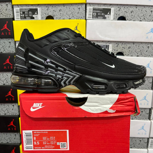 Nike - Air MAX PLUS III