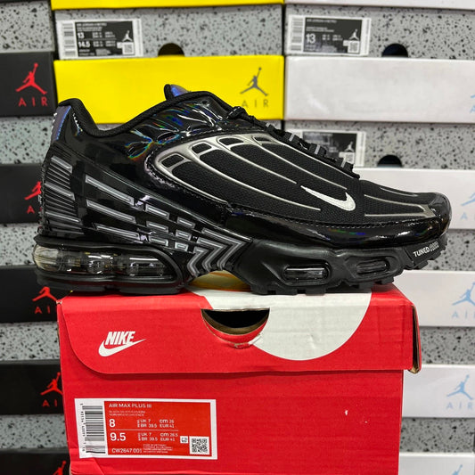 Nike - Air MAX PLUS III