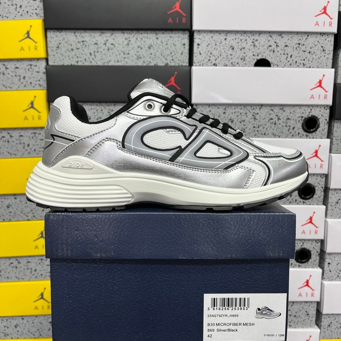 Dior - B30